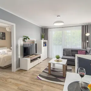 Apartment Blizej Morza 56 Z Prywatnym Garazem I Rowerami W Cenie, Kolberg